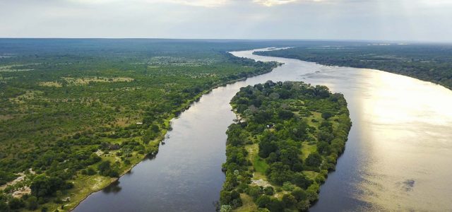 Victoria Falls and Zambezi Trader Cruise